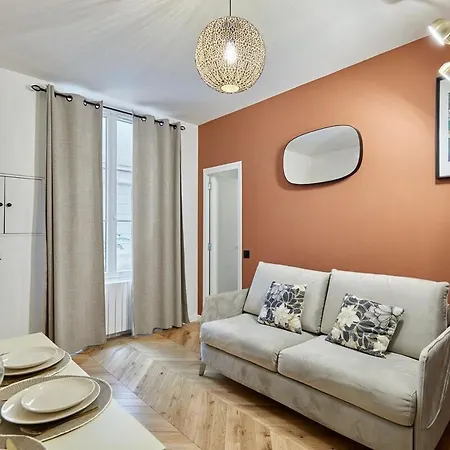 Apartment Montmartre By Prestige Paris