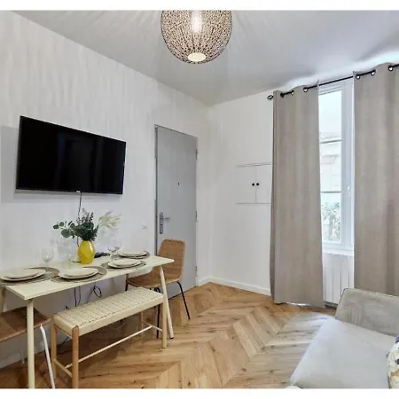 Montmartre By Prestige * Paris